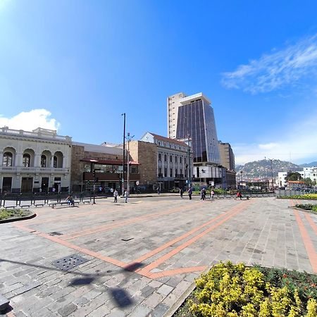 Casona 1914 Quito - Gothic Cathedral View Rooftop Екстер'єр фото